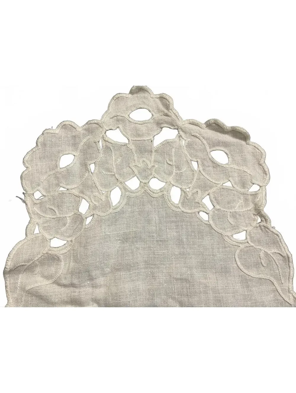 Vintage White Linen Table Runner with Floral Cutwork Embroidery 37”x 12”